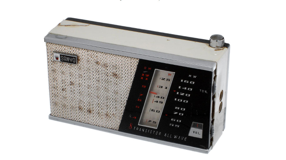 Transistor radio, receiving AM and short wave band